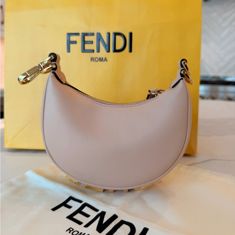 Fendi Nano Fendigraphy Bag - Light Rose (100% authentic) - Picture 3 of 10